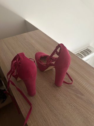 Sandalias fucsia tacón tiras 10 cm