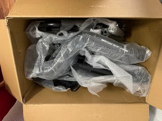 NLR F-GT PRO + Soporte Monitor + Caja Cambios