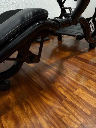 NLR F-GT PRO + Soporte Monitor + Caja Cambios