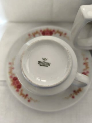 Set thè in porcellana decorato