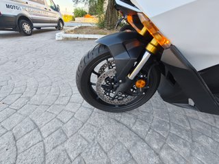Honda Forza 750 2023 Blanca - 10.000 km