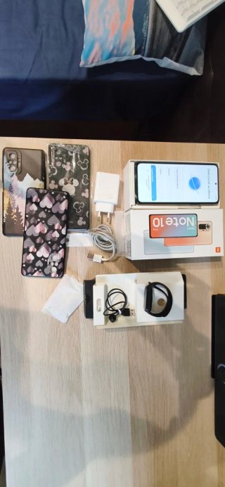Xiaomi Note 10 Pro + Mi Smart Band 6