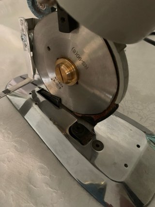Máquina cortatelas eléctrica
