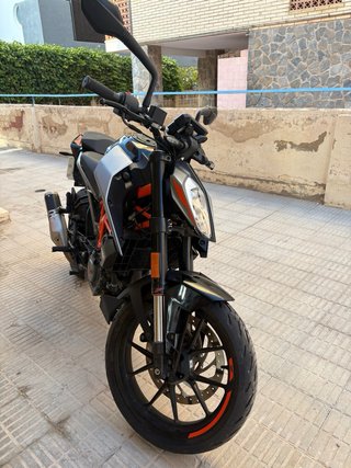 KTM Duke 125 ABS 2023 - 11.000 km