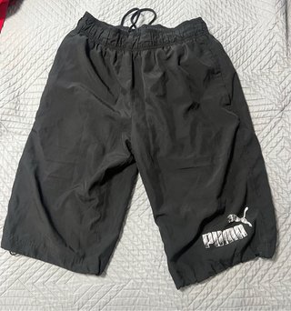 7 camisetas de hombre de marca y un pantalón corto
