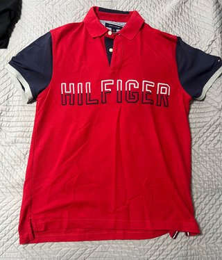 7 camisetas de hombre de marca y un pantalón corto