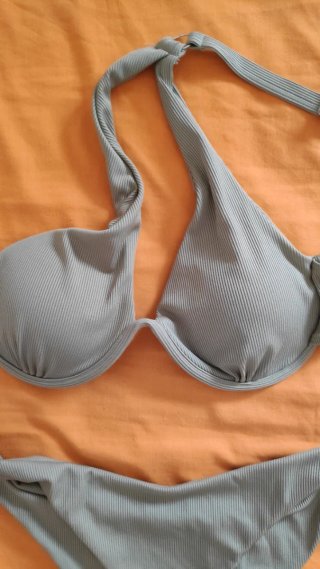 Bikini Shein acanalado verde oliva