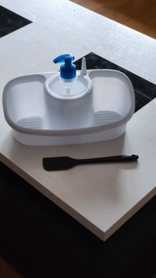 Escurridor de cubiertos blanco y dosificador jabon