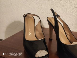 Sandalias fiesta negras y doradas T.38