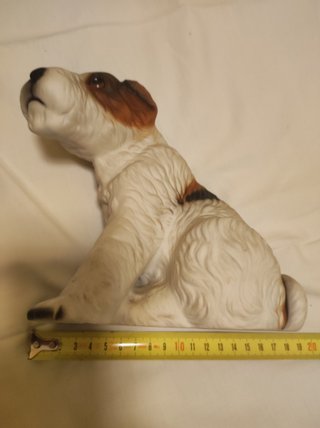 Perro decorativo de escayola