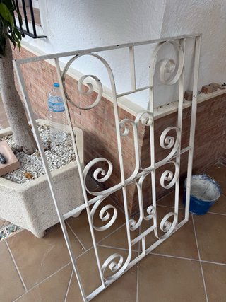 Reja de Hierro Forjado Blanca