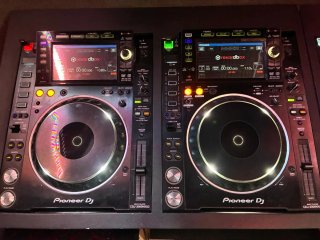 Pioneer DJ CDJ-2000NXS2