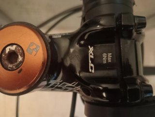 Bicicleta Carretera Vitoria Negra/Celeste
