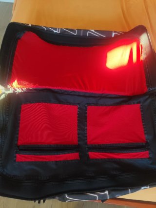 Maleta Rip Curl Negra y Marron.