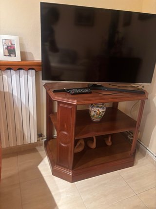 Mueble TV madera marrón
