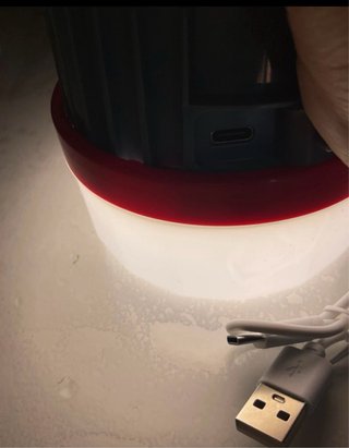 Lampada solare e usb da campeggio/ emergenza