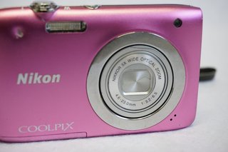 Cámara Nikon Coolpix S2600 Rosa 14MP