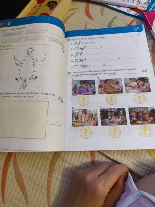 Clic Clac 1, A1.1 le carnet de voyage de la fam...
