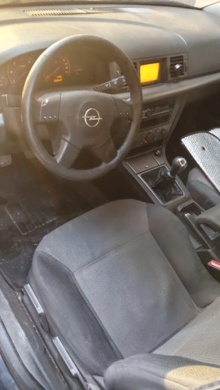 Opel Vectra 2004
