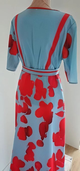 Vestido largo cruzado estampado