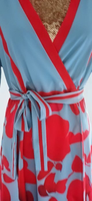 Vestido largo cruzado estampado