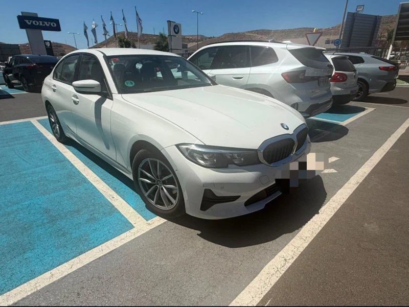 BMW Serie 3 2019 - foto 1
