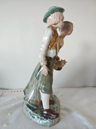 Figura Porcelana Antigua Ramón Inglés