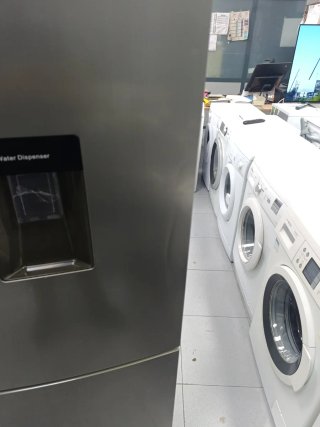 Nevera HANSEÁTIC con tara y dispensador