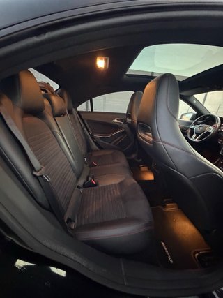 Mercedes-Benz Clase CLA 220 AMG