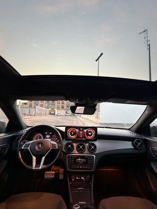Mercedes-Benz Clase CLA 220 AMG