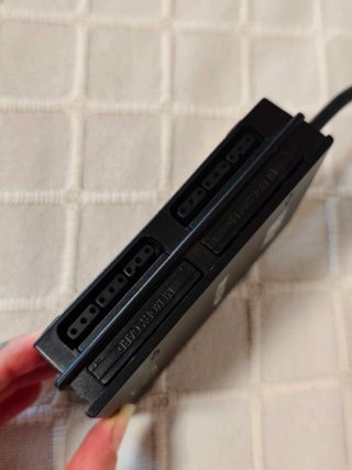 Multitap multiplayer Venom per PlayStation 2 Slim