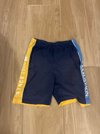 Pantalón corto deporte Novaschool.Talla 10