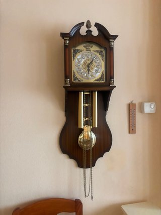 Reloj de pared decorativo de madera
