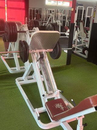 Lote de máquinas de gimnasio