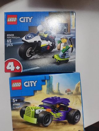 Lotto LEGO City: Auto, Moto, Elicottero, Jet