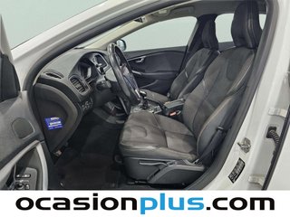 Volvo V40 Cross Country D2 Momentum 88 kW (120 CV)