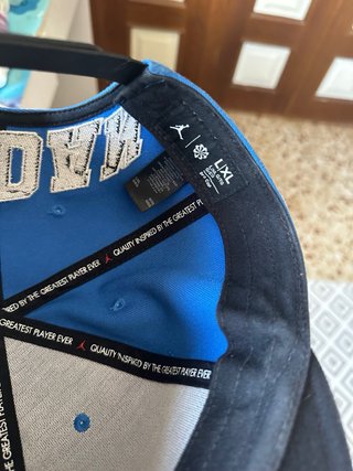 Gorra Jordan Azul y Negra
