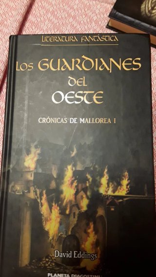 Literatura fantastica Cronicas de Mallorea