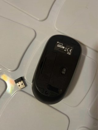 Ratón inalámbrico NGS negro