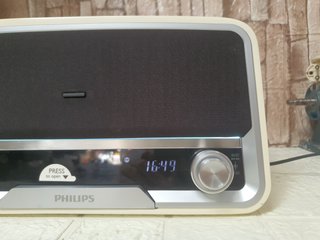 Radio tipo época vintage antigua válvula baquelita