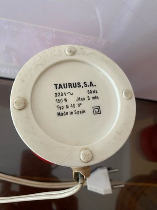 Molinillo Café Eléctrico Taurus Inox Rojo