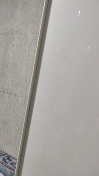 Armario de baño alto blanco