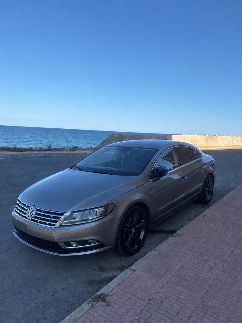 Volkswagen CC 2012 - foto 1
