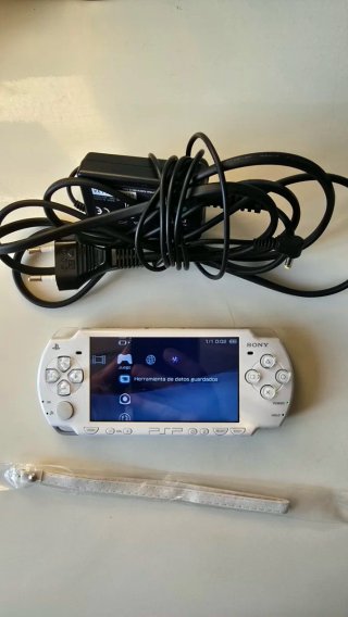 PSP 2004 Sony Blanca