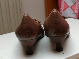 Zapatos de salón piel beige talla 40
