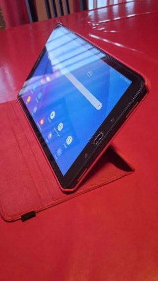 Samsung Galaxy Tab A6 Negra/Roja