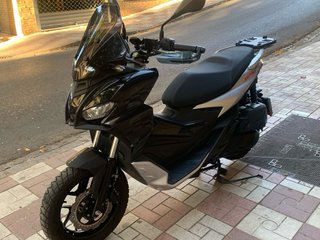 Aprilia SR GT 200 SUV Crossover