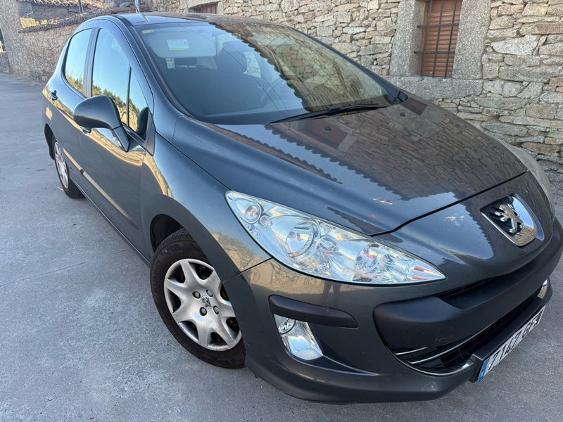 Peugeot 308 2008 - foto 1