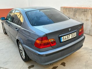 BMW 320 2005