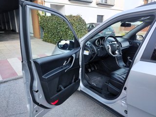 Mahindra XUV 500 2016